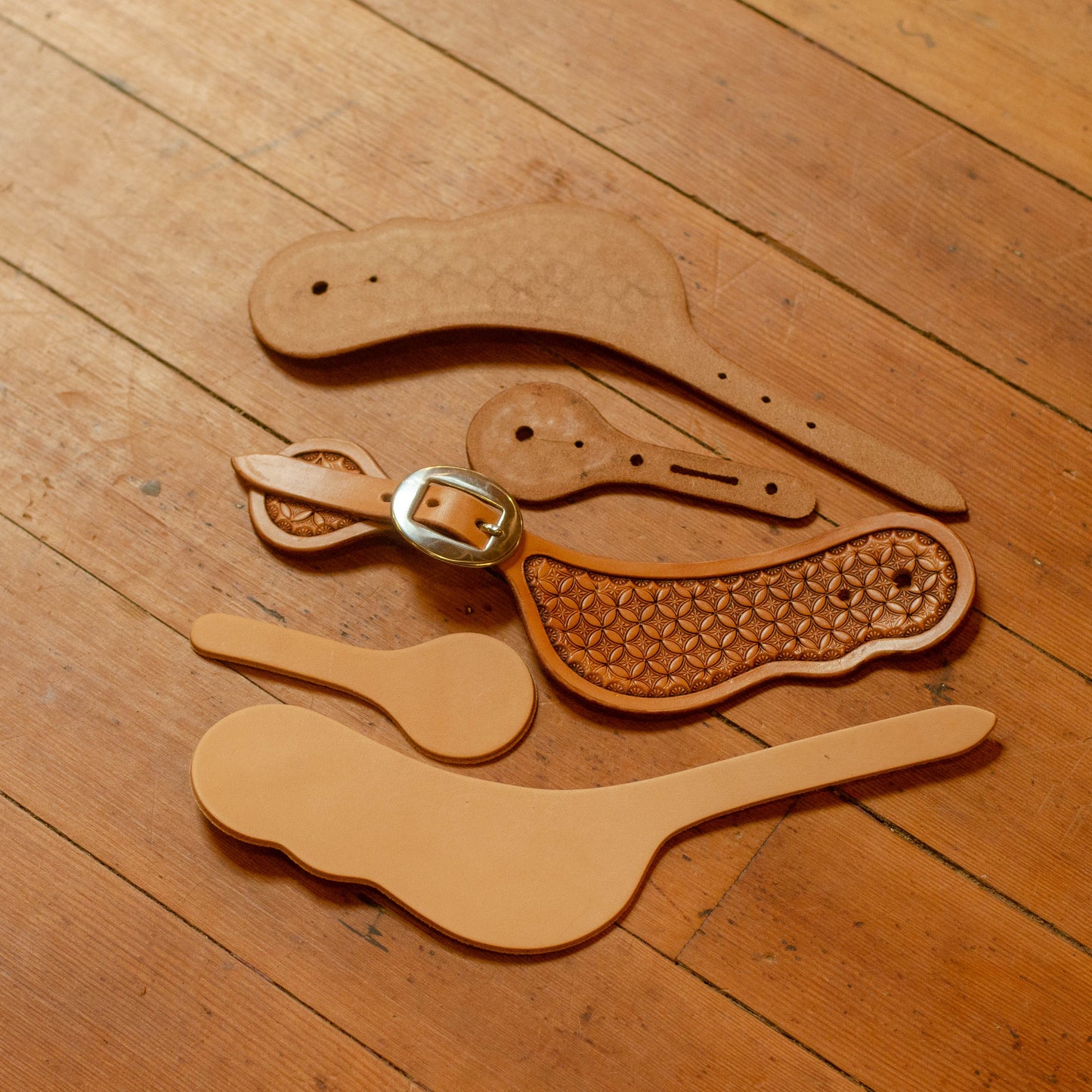 R6 Special Spur Strap Downloadable PDF